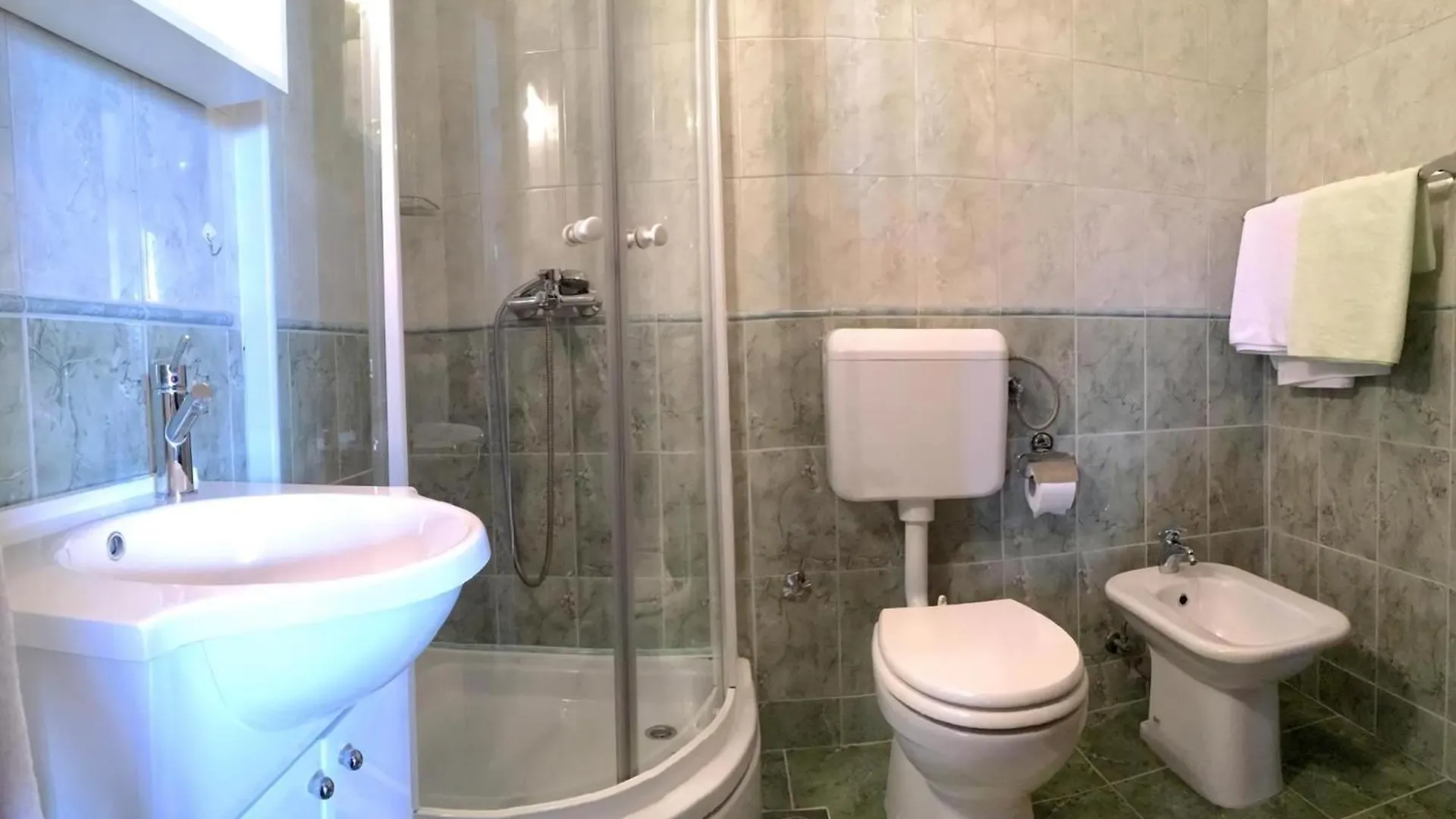 Wunderschoenes Appartement In Maslenica Mit Balkon 0*,