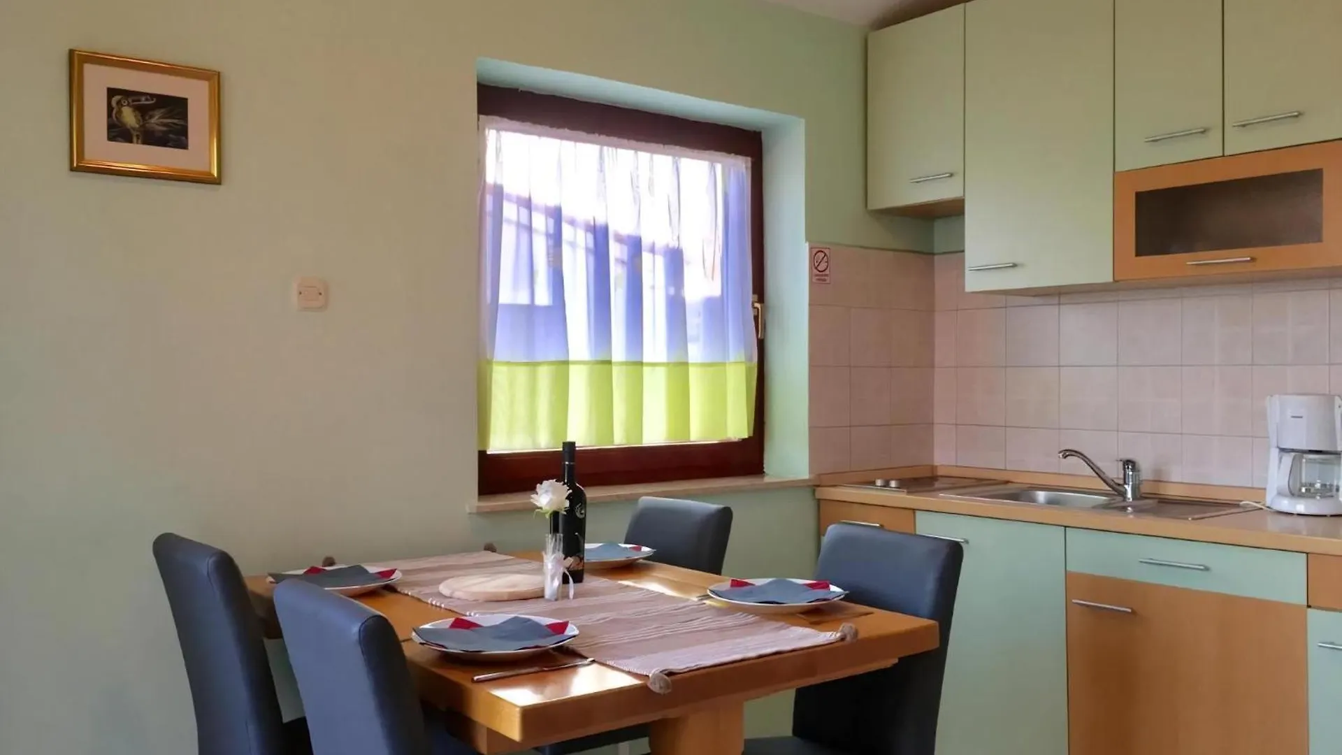 Apartment Wunderschoenes Appartement In Maslenica Mit Balkon Croatia